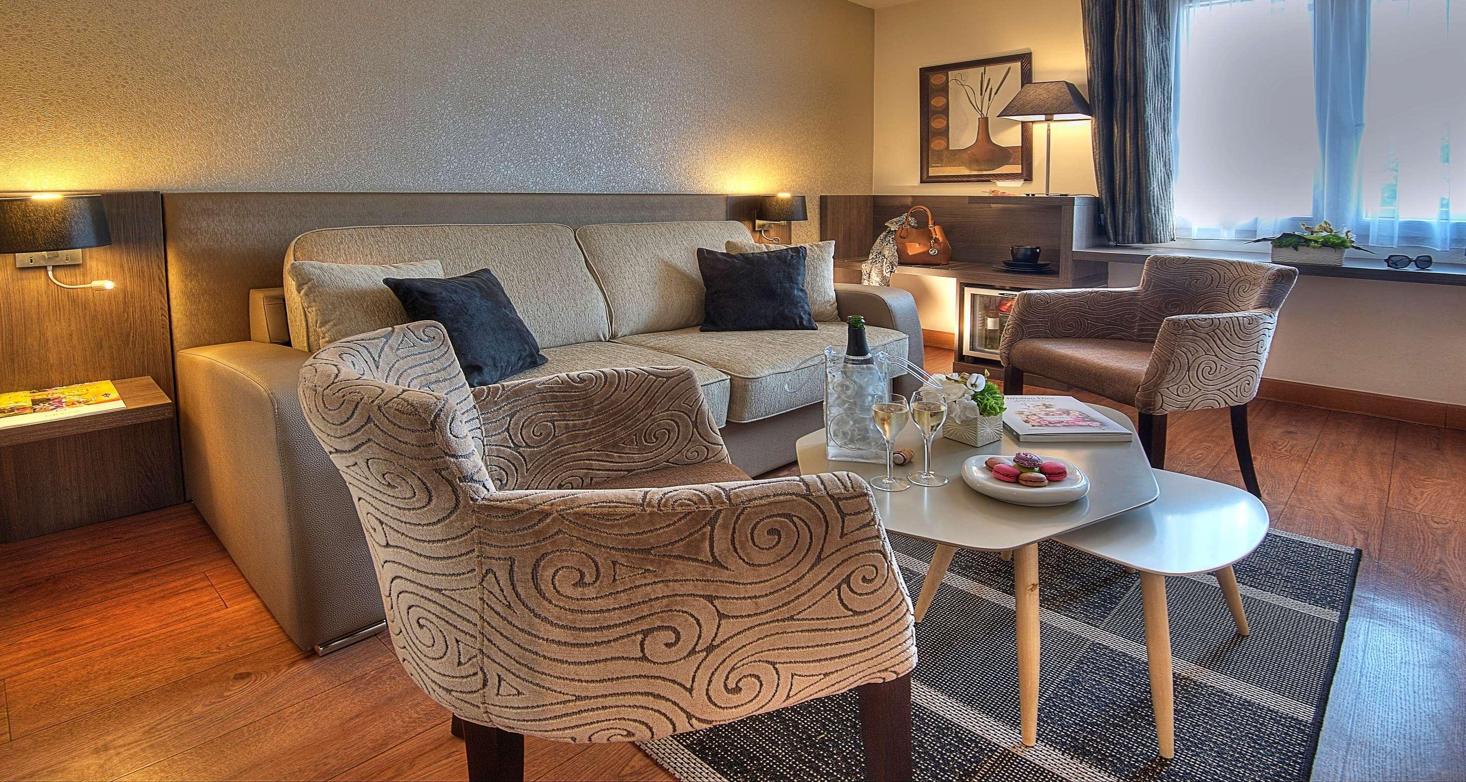Western Elixir Hotel