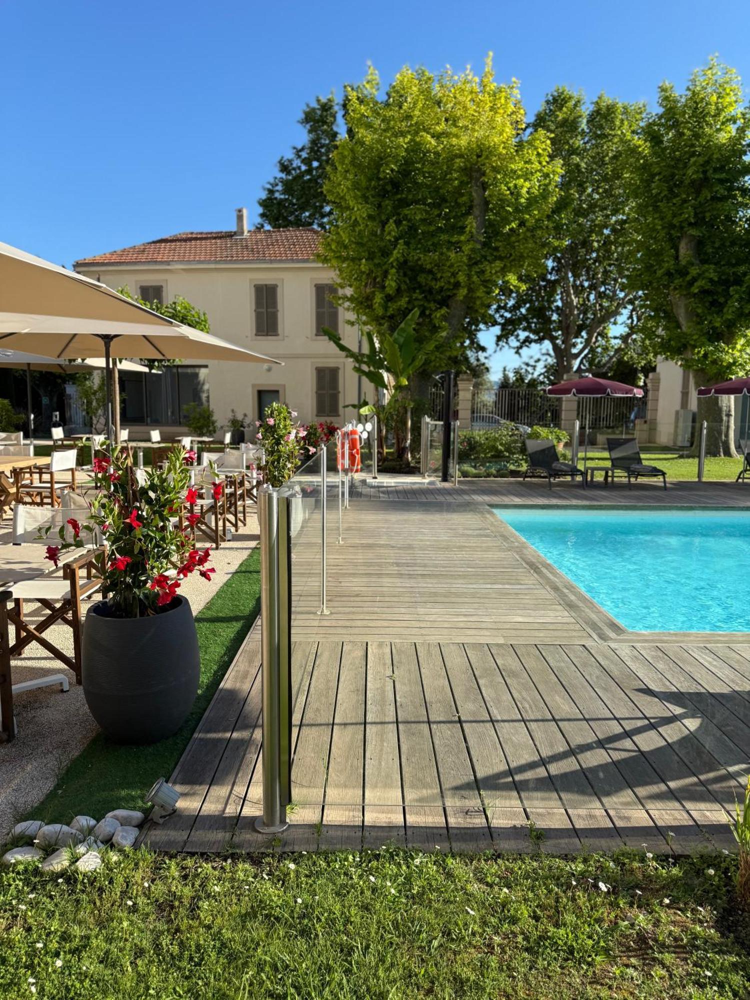 Western Elixir Hotel